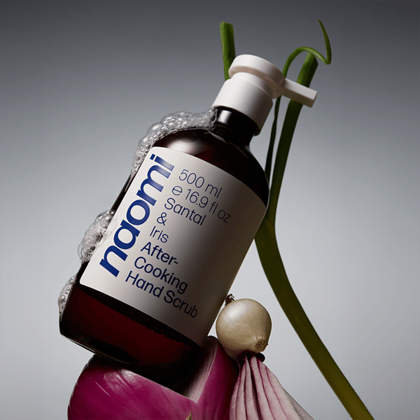 Naomi After-Cooking Hand Scrub Santal Iris Review