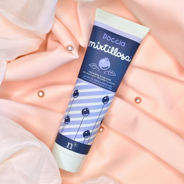 Neve Cosmetics Doccia Mirtillosa Recensione