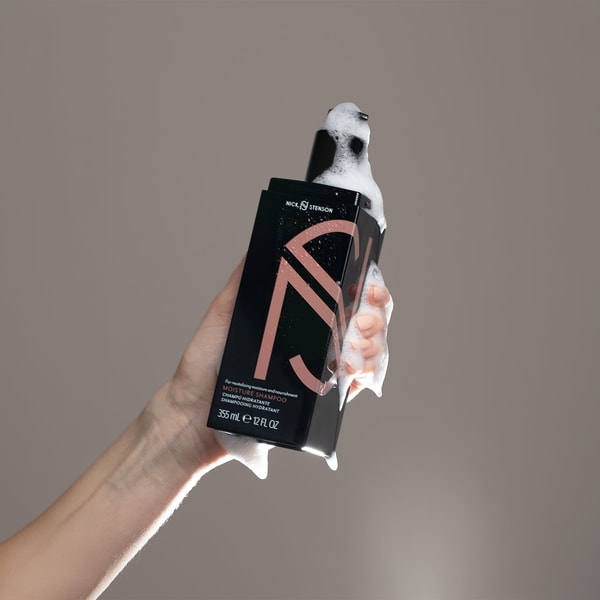 Nick Stenson Beauty Moisture Shampoo Review