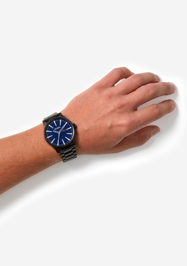 Nixon Sentry Stainless Steel Review