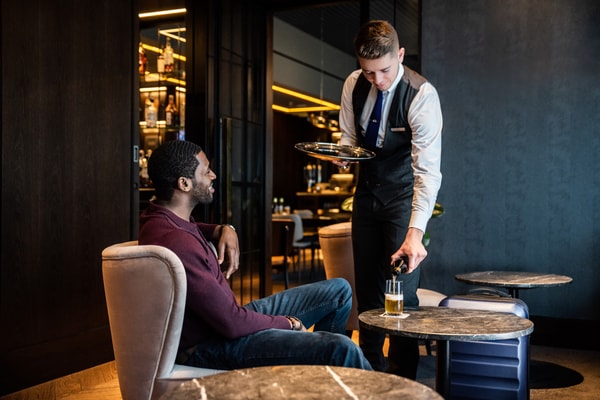 No1 Lounges Access Review