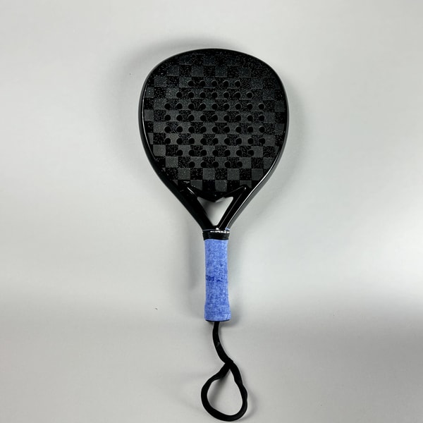 Over Noir Padel