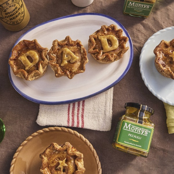 Not On The High Street Father's Day Pork Pie And Condiments Hamper Review