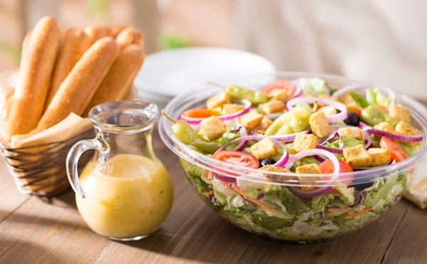 Olive Garden Famous Jumbo House Salad Review