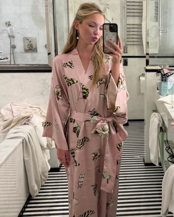 Olivia von HalleOlivia von Halle Review