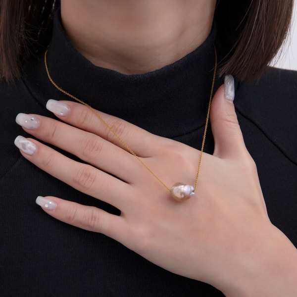 关于 OLIVIA YAO JEWELLERY