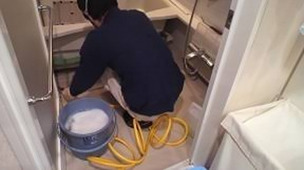 On House Cleaning エプロン内部高圧洗浄 レビュー