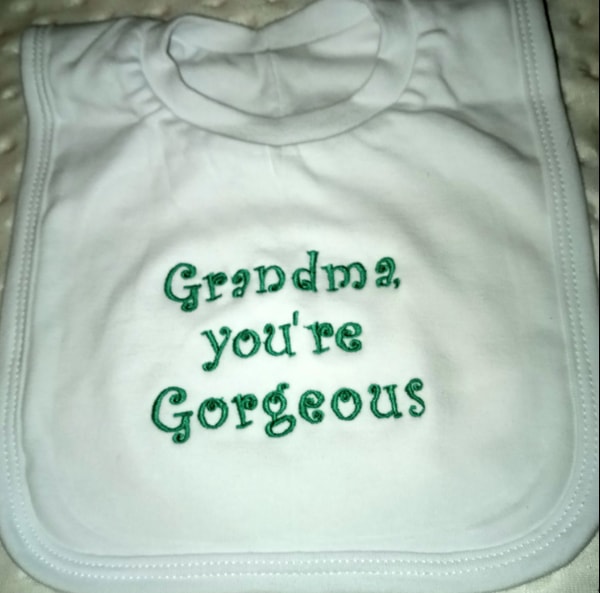 Only Bib's Grandma You're Gorgeous Bib Review
