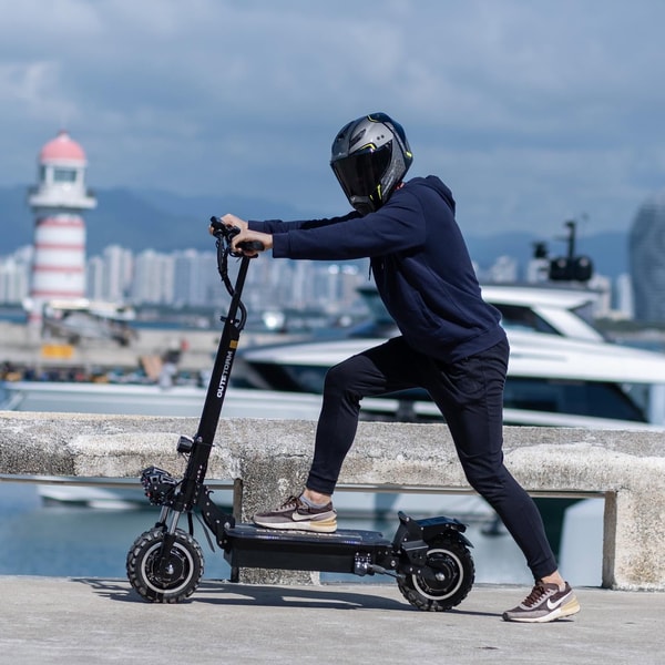 About OUTSTORM Scooters