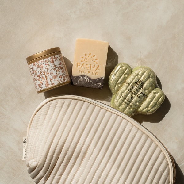 Pacha Soap Co. Santal & Amber Gift Set Reviews