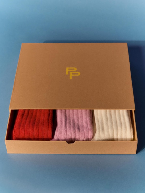 Pairs Socks Review