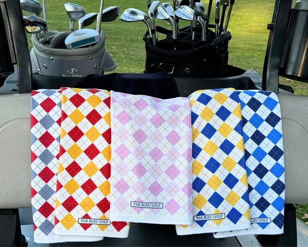 About Par Bleu Golf
