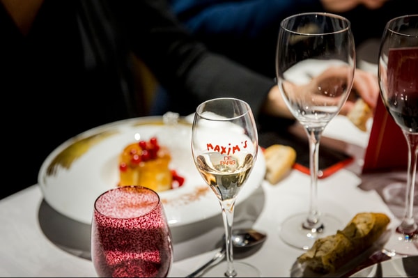 Paris City Vision D&icirc;ner croisi&egrave;re Paris Maxim's (Premier Service) Avis