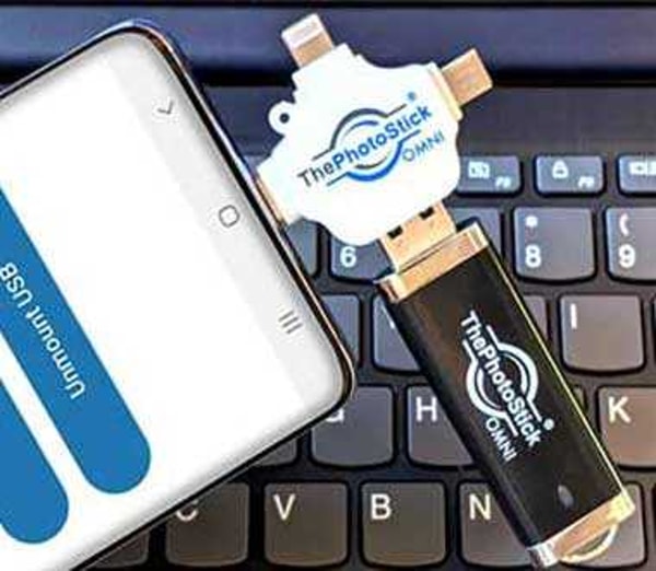 PhotoStick OMNI Review