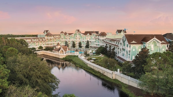 Walt Disney Travel Company Disney Resort Hotels Review