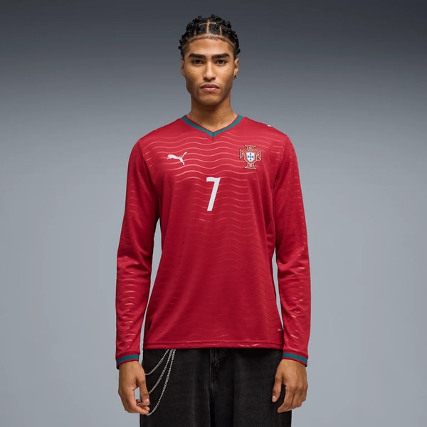 PlanetFoot Portugal Home Long Sleeve Ronaldo No. 7 2026 Review