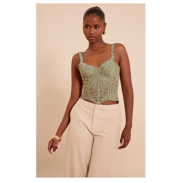 PrettyLittleThing Strappy Textured Sheer Floral Lace Corset Review