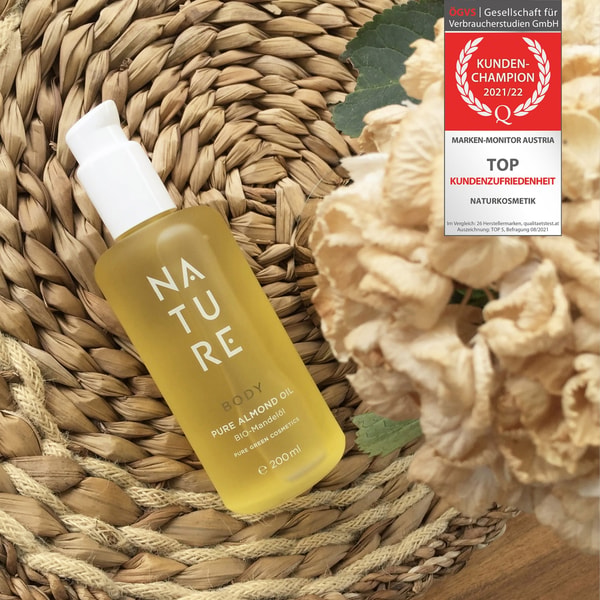 &Uuml;ber Pure Green Cosmetics