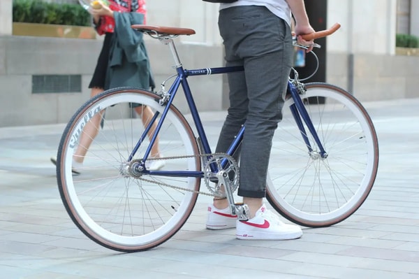 Quella Bicycle Varsity Oxford Review