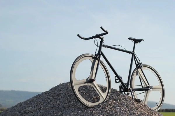 Quella Bicycle Stealth Black Mk3 Review