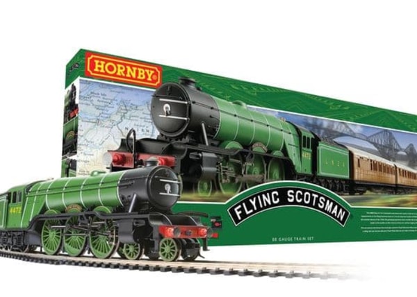 Hornby R1255M Flying Scotsman Train Set Reviews