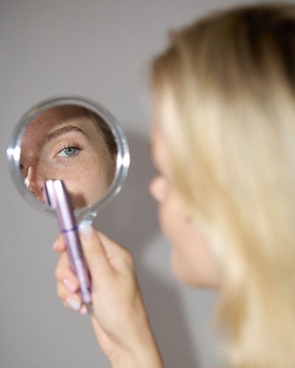 RapidGlam Lash Enhancing Mascserum Review
