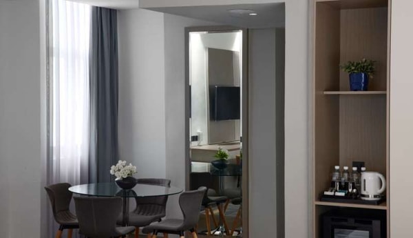 RELCI Hotel Executive Quad Review