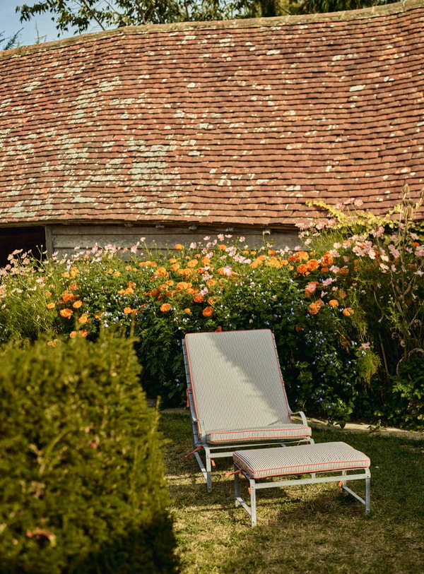 Rowen & Wren Sudbury Garden Sun Lounger Review