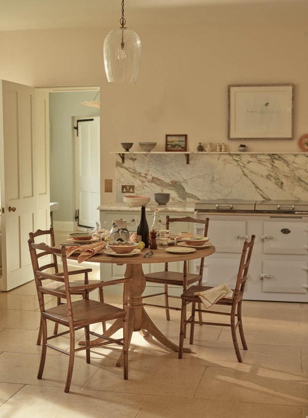 Rowen & Wren Ellery Oak Round Dining Table Review