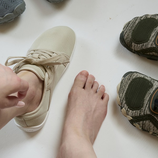 Comfort e Sostenibilit&agrave; nelle Scarpe Minimaliste