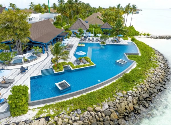 SAii Hotels & Resorts Lagoon Maldives Review