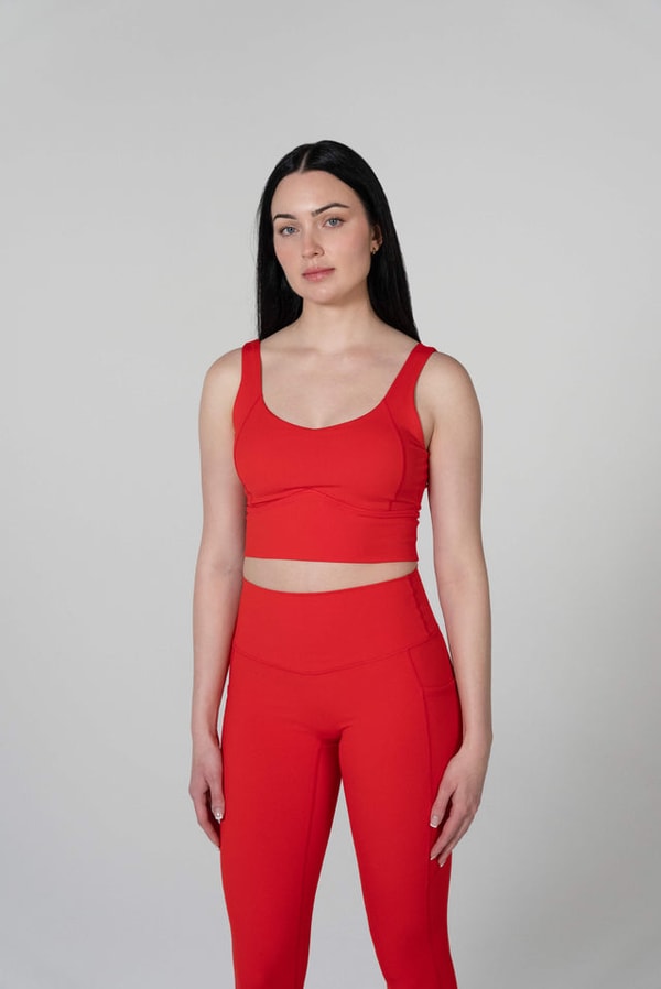 Saina High-Impact Evolution Sports Top Review
