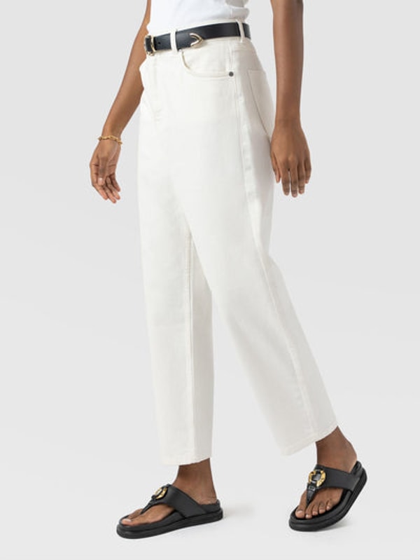 Saint and Sofia Barrel Leg Jean Reviews