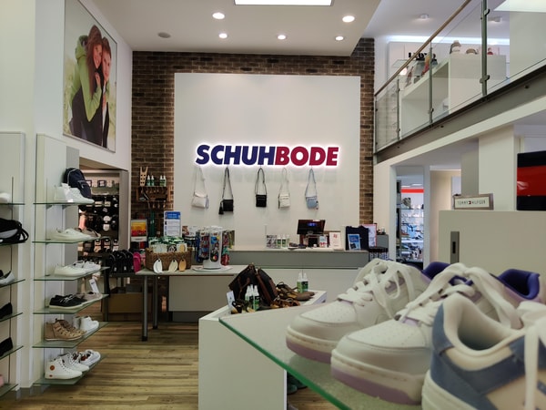 &Uuml;ber Schuhe Bode