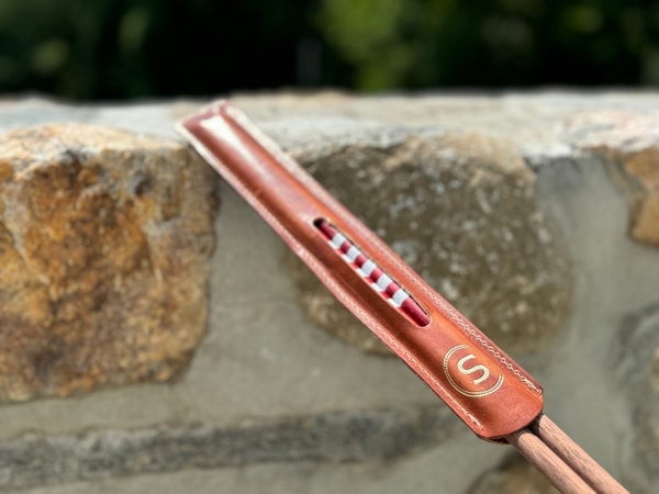 Scotch & Skins Chestnut Brown Alignment Stick Cover Review