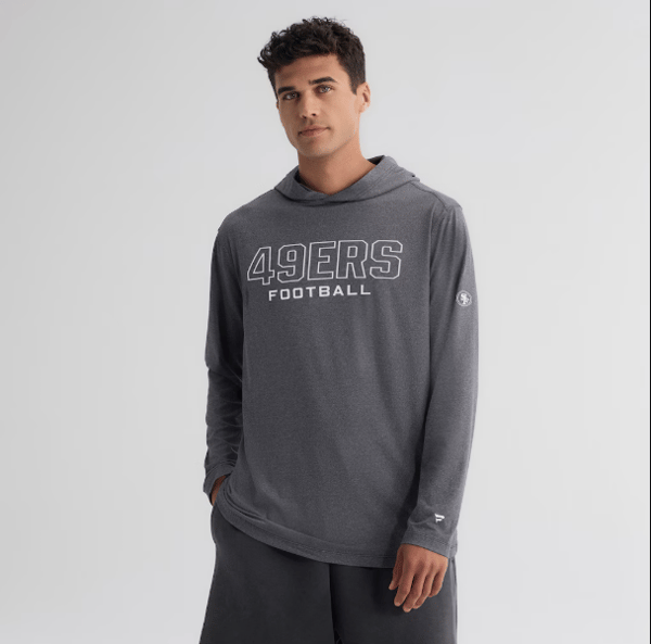 NFL Shop Men's San Francisco 49ers Fanatics Charcoal Clutch Long Sleeve Hooded T-Shirt Review
