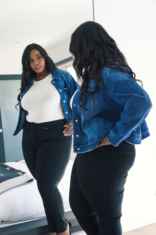 Overview of Seven7 Jeans