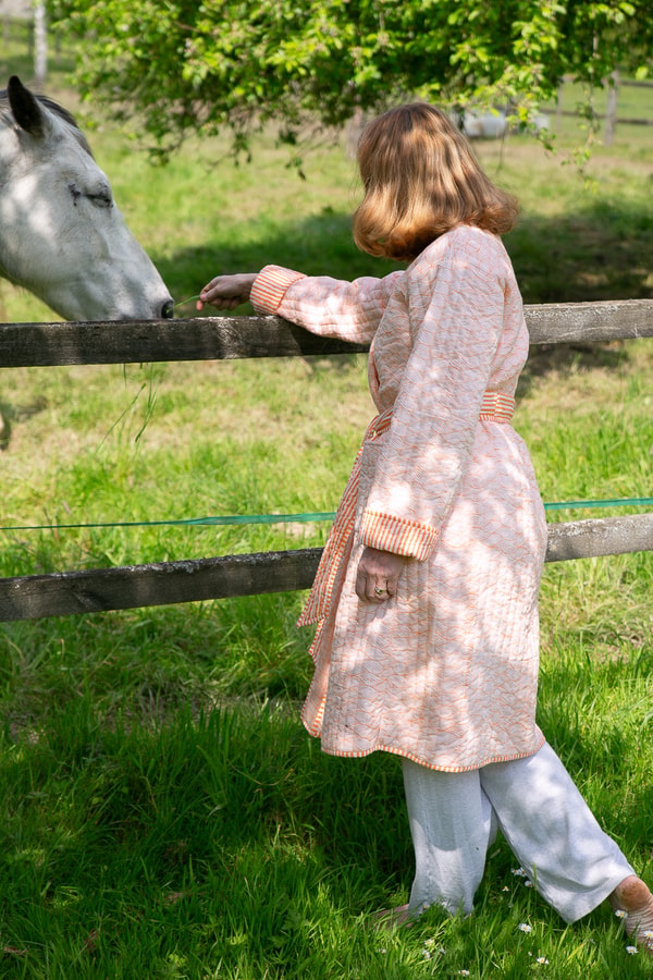 Shades of Cool London Coral Japanese Wave Quilted Dressing Gown Review