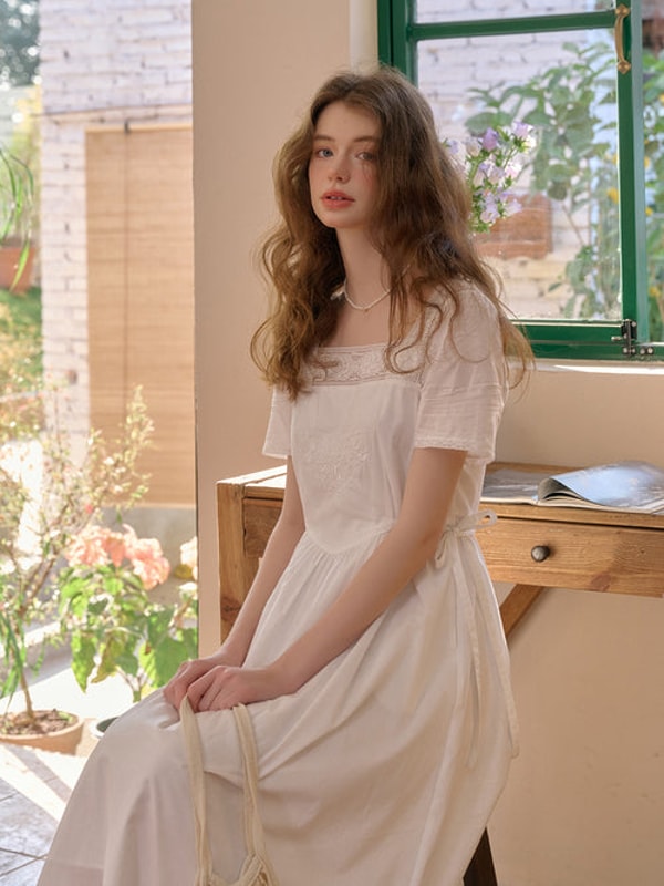 white button up dress Oversized Shirt in · Color in the filter_SleeveLength:sleeveless Size:4-5 Years (120cm) Sarah Jessica Parker beams