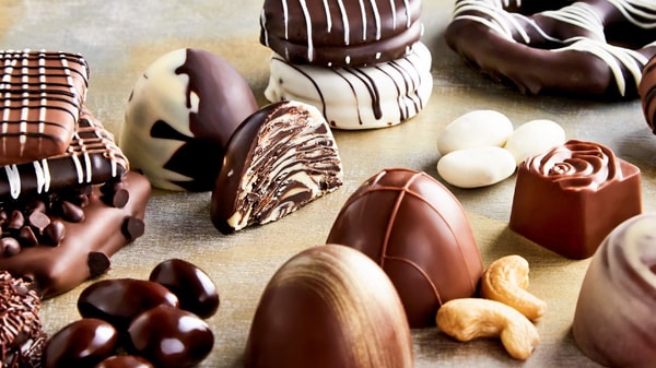 Simply Chocolate Review