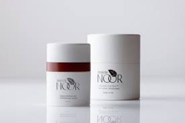 Skin by Noor Noorishing Face Serum Review
