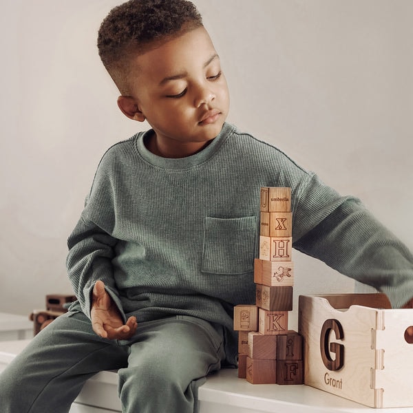 Smiling Tree Toys Review