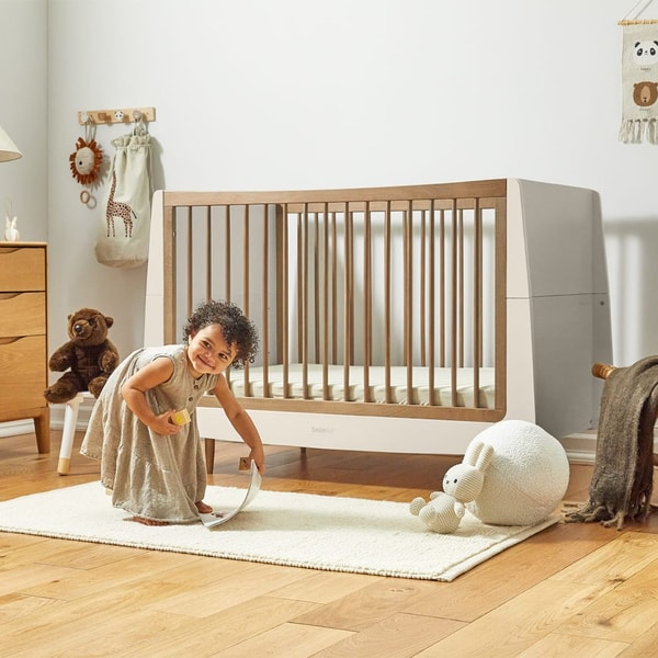 SnuzKot Skandi Cot Bed Cashmere & Walnut Review