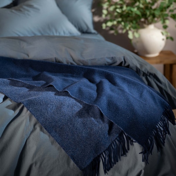 Soak & Sleep Blue Wool With Cashmere Throw Reviews