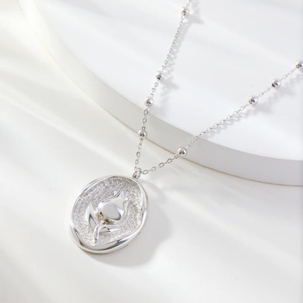 Spoiled Joy Silver Tulip Necklace Review