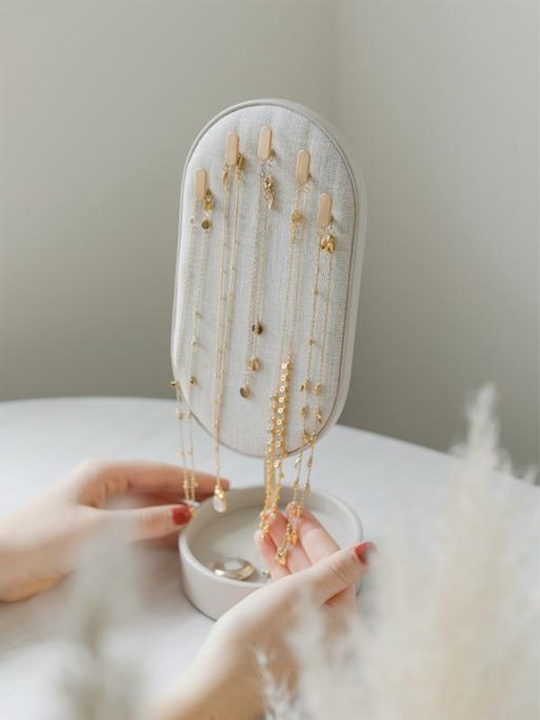 Stackers Oatmeal & Linen Necklace Display Stand Reviews