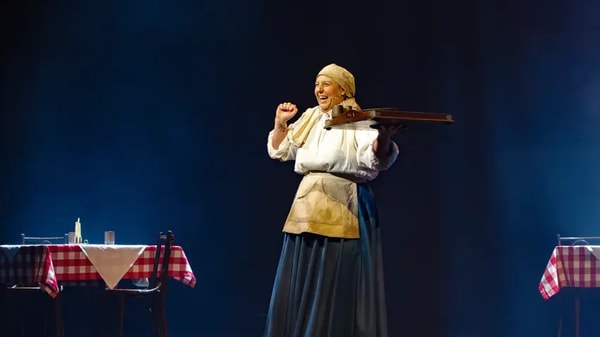 Stage Entertainment Die Amme Bewertung