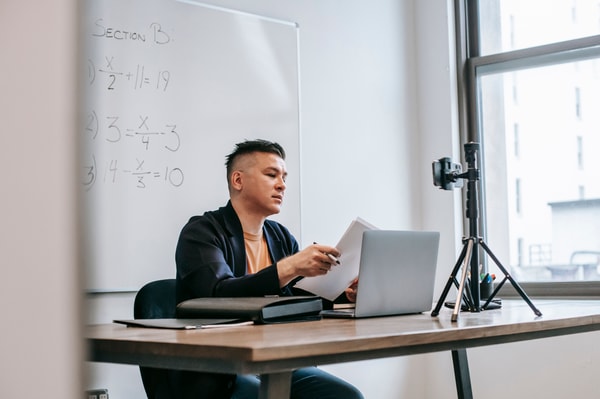 About StarSpark AI