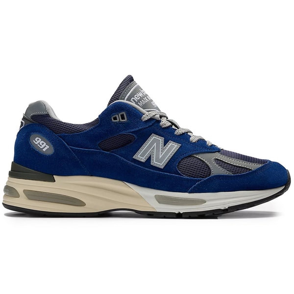 Stuarts London 991v2 Review