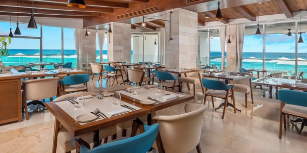 Sun Palace Aurora All Inclusive Restaurant Review